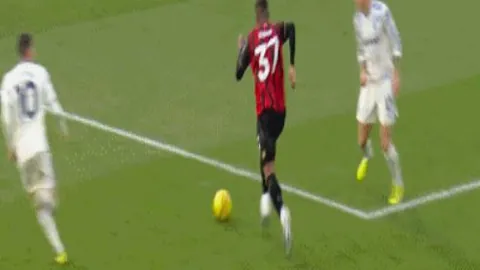 徐一璠、杨钊煊女双四强晋级：网球激战抢七获胜